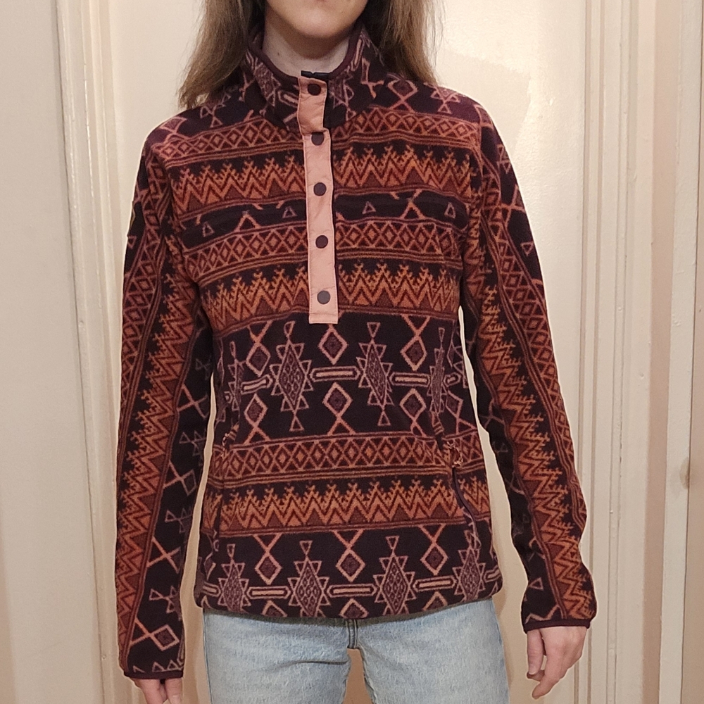 Burton Durable Goods: Womens Medium Geometric Patterned Swee